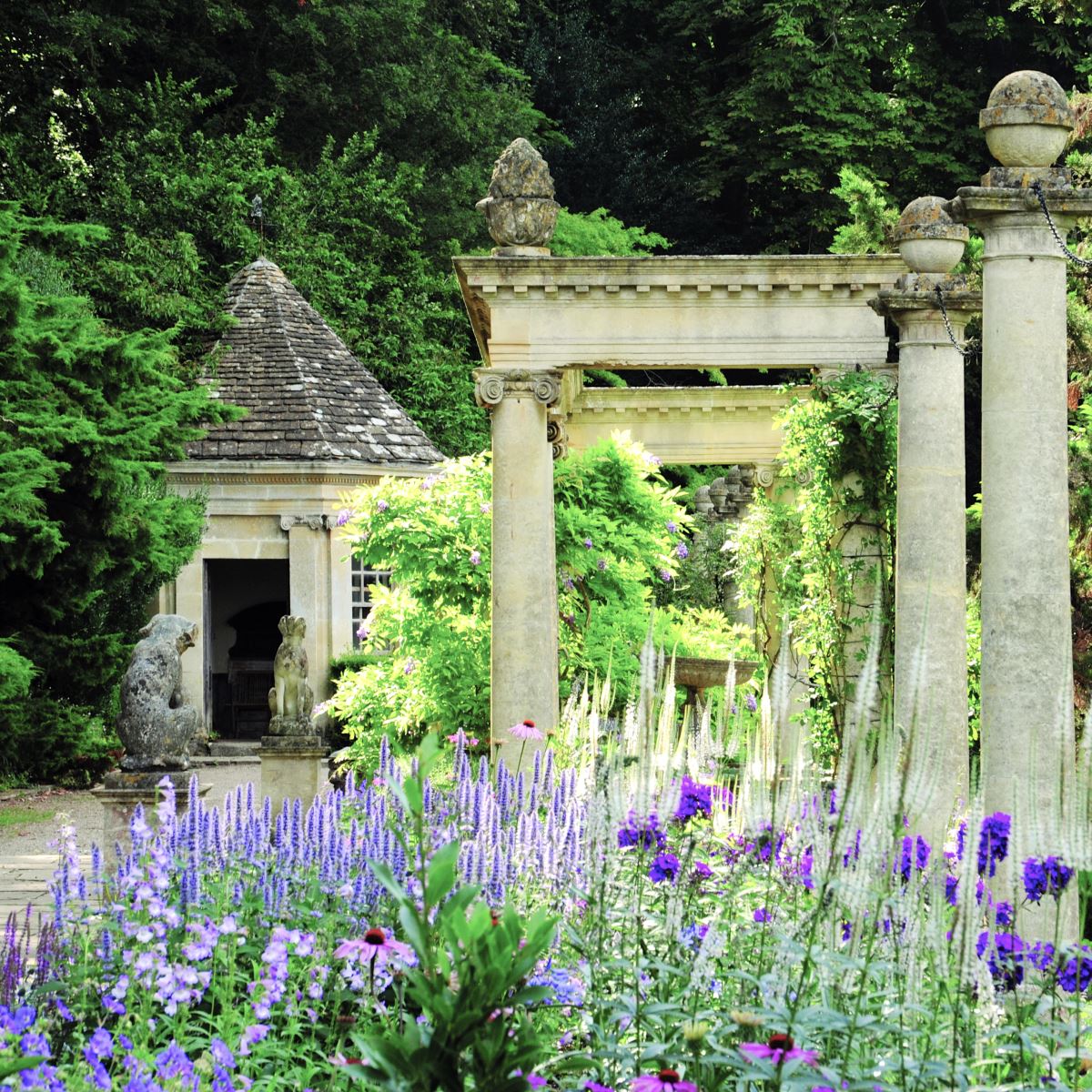 Iford Manor: The Peto Garden