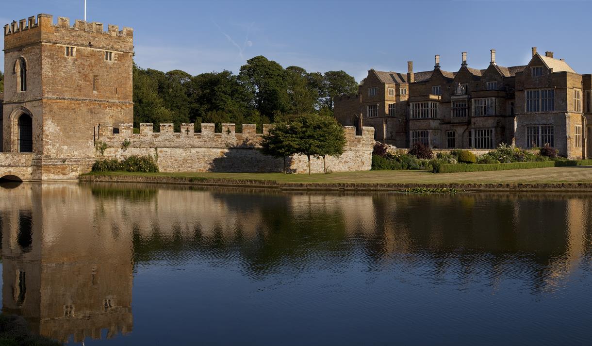 Broughton Castle Oxon Visit Heritage