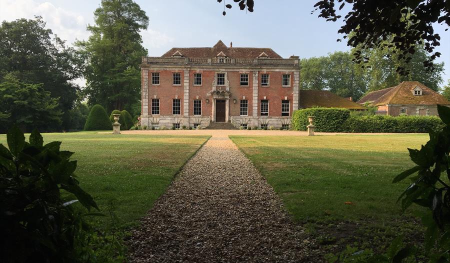 Deans Court exterior