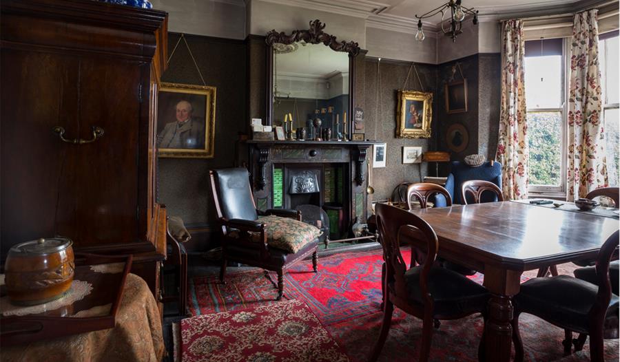 Mr Straw’s House
