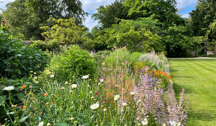 Kingston Bagpuize House and Garden