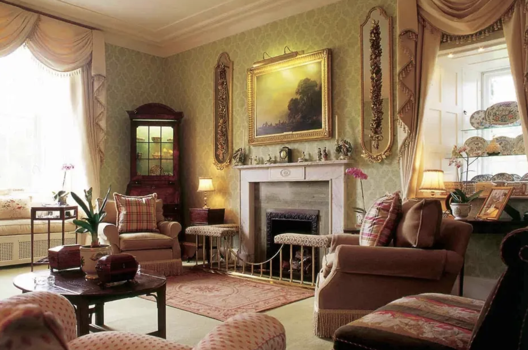 Ballindalloch Castle & Gardens