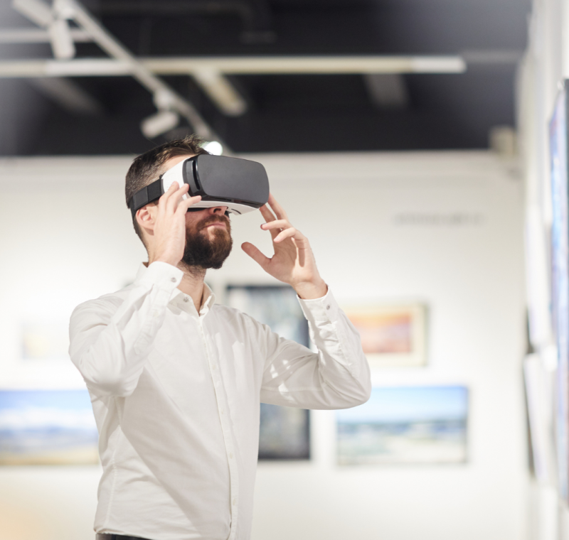 vr headset in gallery