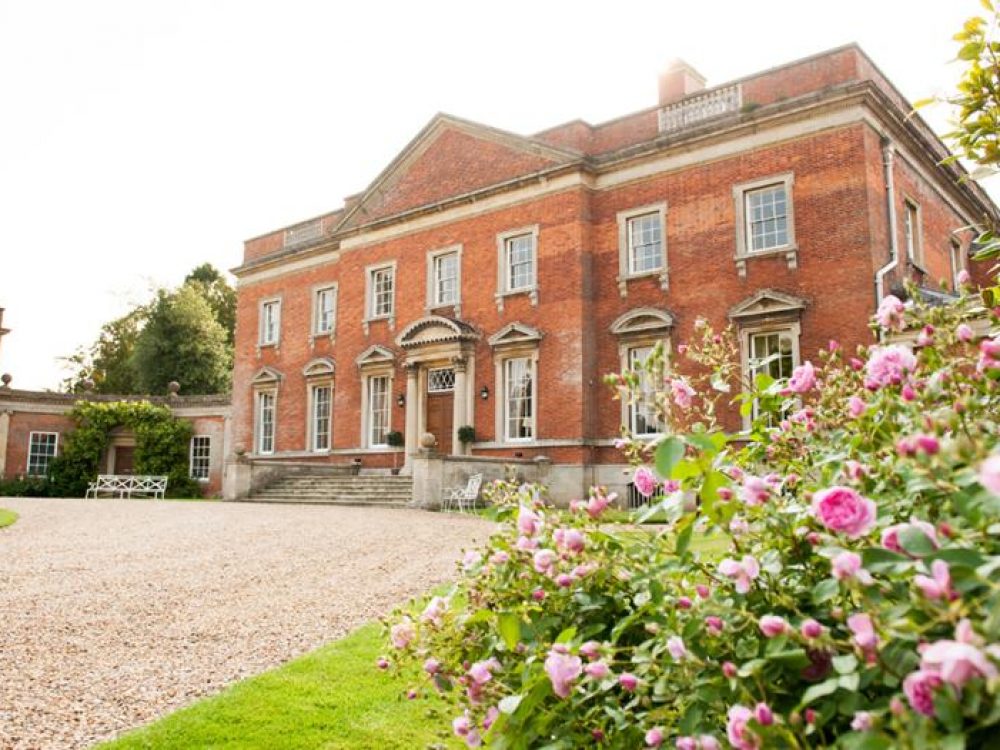 Kelmarsh Hall and Gardens exterior